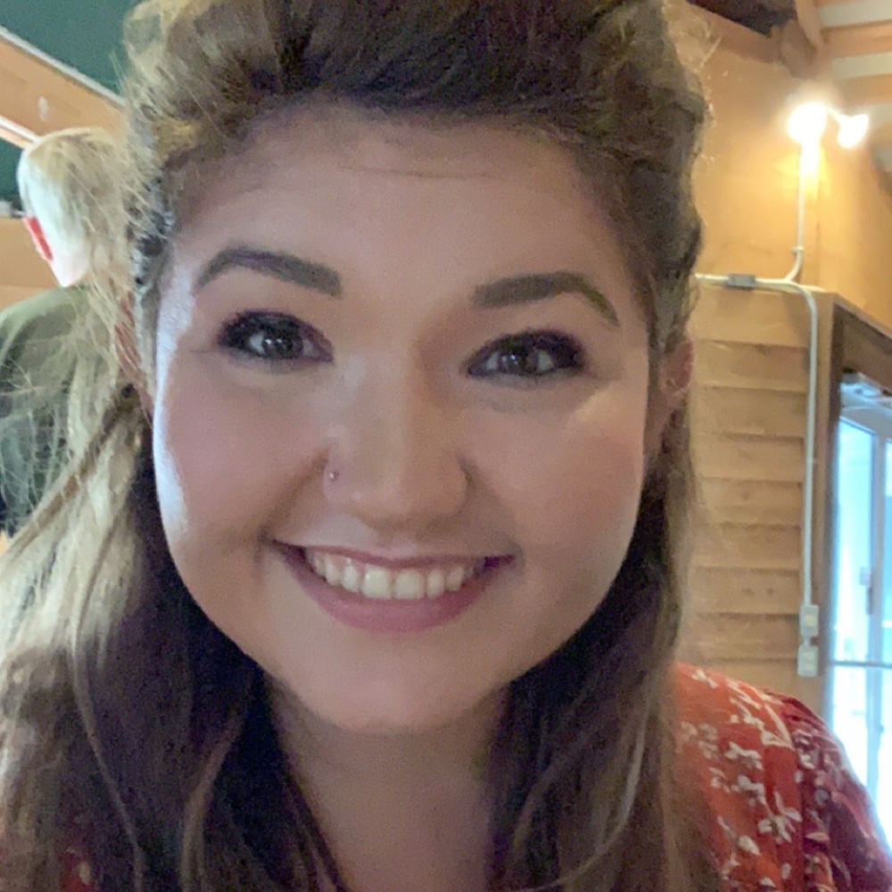 Meet your Posher, Whitney